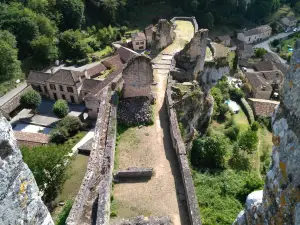 Chateau de Gavaudun