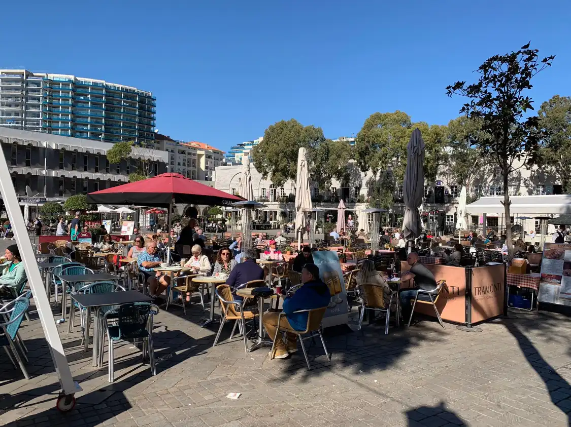 Hotels near Grand Casemates Square
