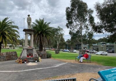 Yarra Junction Cenotaph