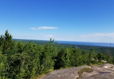 Hogback Mountain