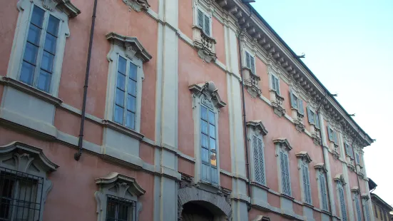 Palazzo Modignani