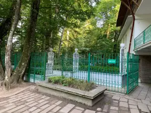 Tokadi Hayreddin Türbesi