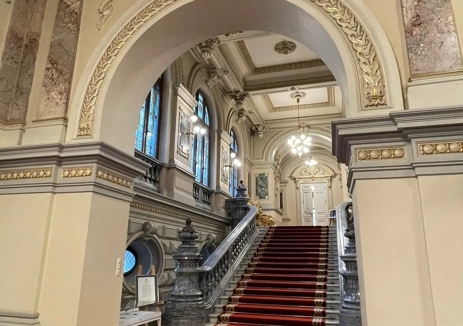 鄰近考特羅塞尼宮 (Palatul Cotroceni)的酒店
