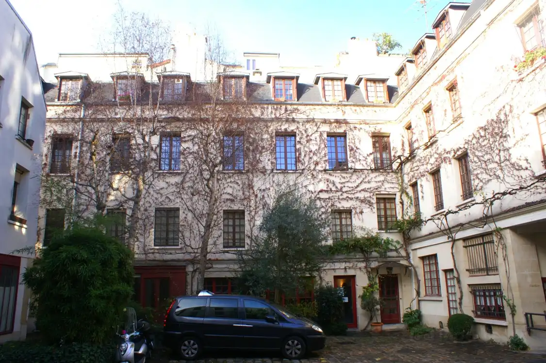 Hotel in zona Cour Bel-Air, No. 56