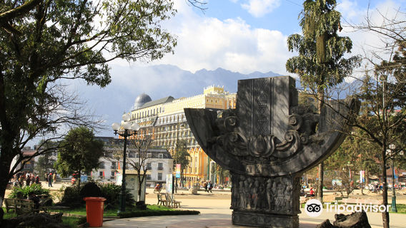 Tượng đài Hữu nghị Hồ Chí Minh