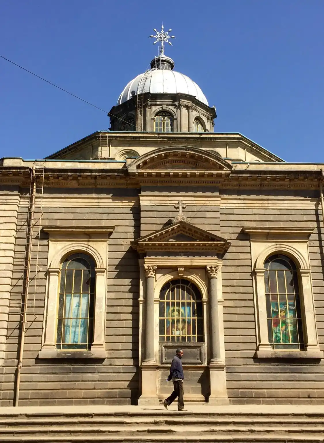 鄰近聖喬治大教堂的酒店