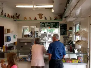 Heisler's Cloverleaf Dairy