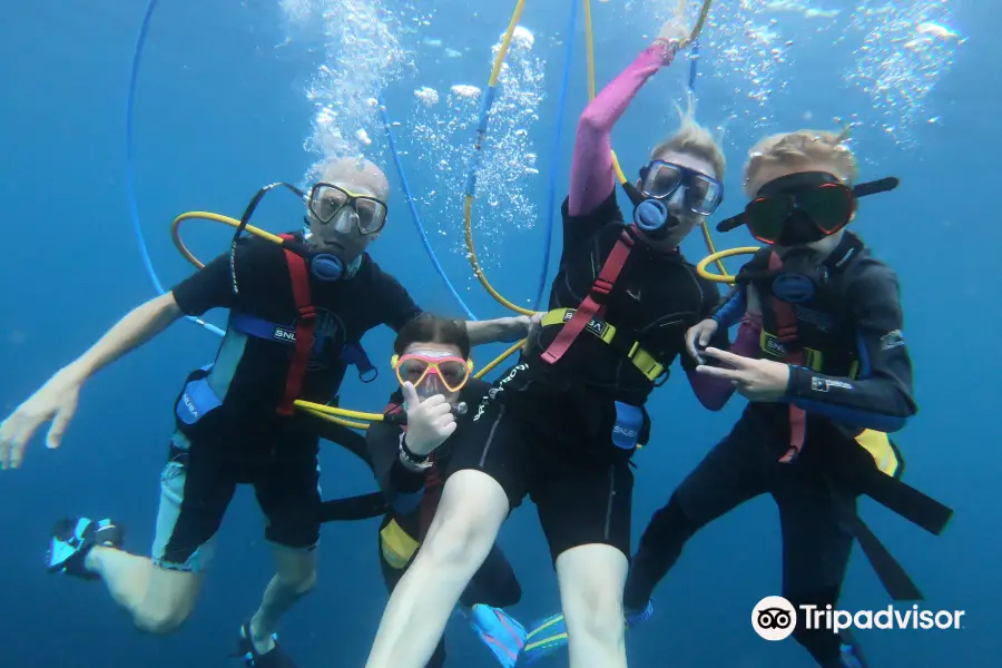 Scuba and Snuba of Costa Rica