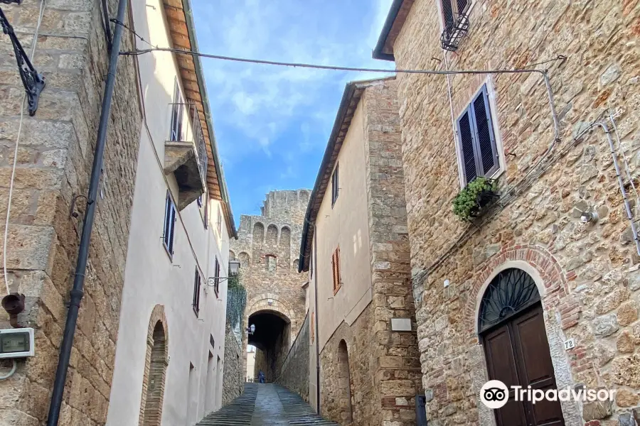 Porta alle Silici