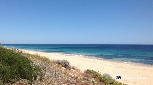 Hungry Hollow Beach