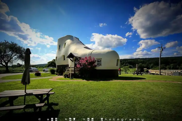 Hotels in Springettsbury Township