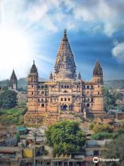 Chaturbhuj Temple