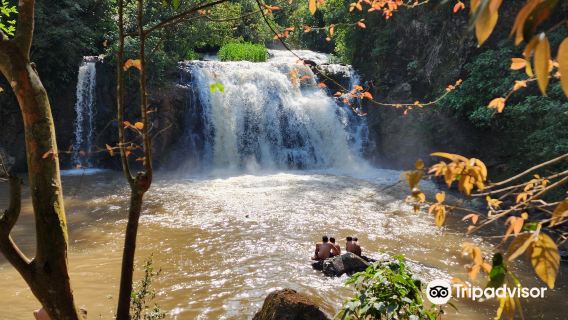 Saltos del Arroyo Mbocay