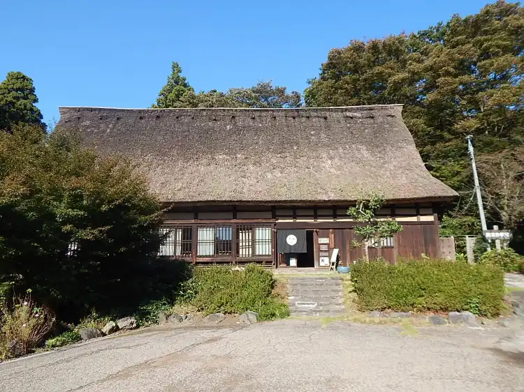 Hôtels à proximité de : toyama municipal folk craft village