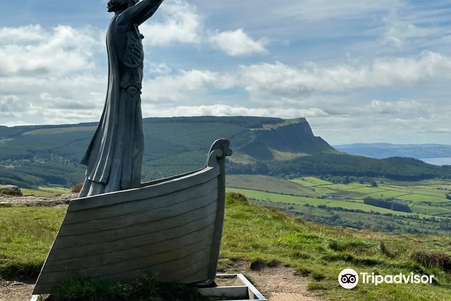 Manannán Mac Lir Statue