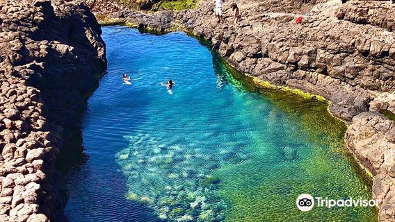 Buracona - Blue Eye Cave