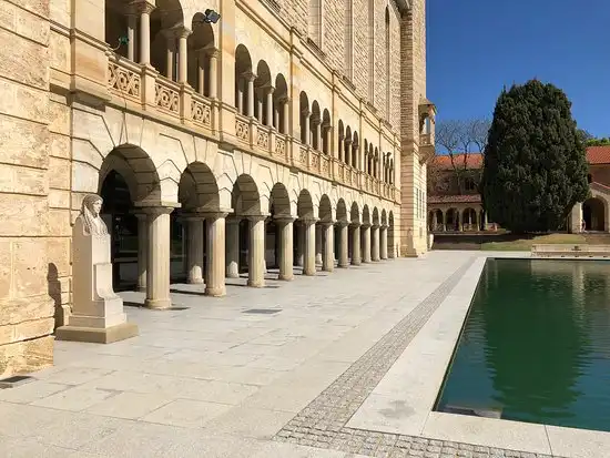 Hotels near The Colombian Cafe