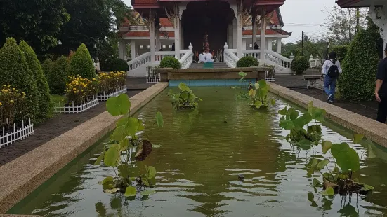 City Pillar Shrine or San Lak Muang