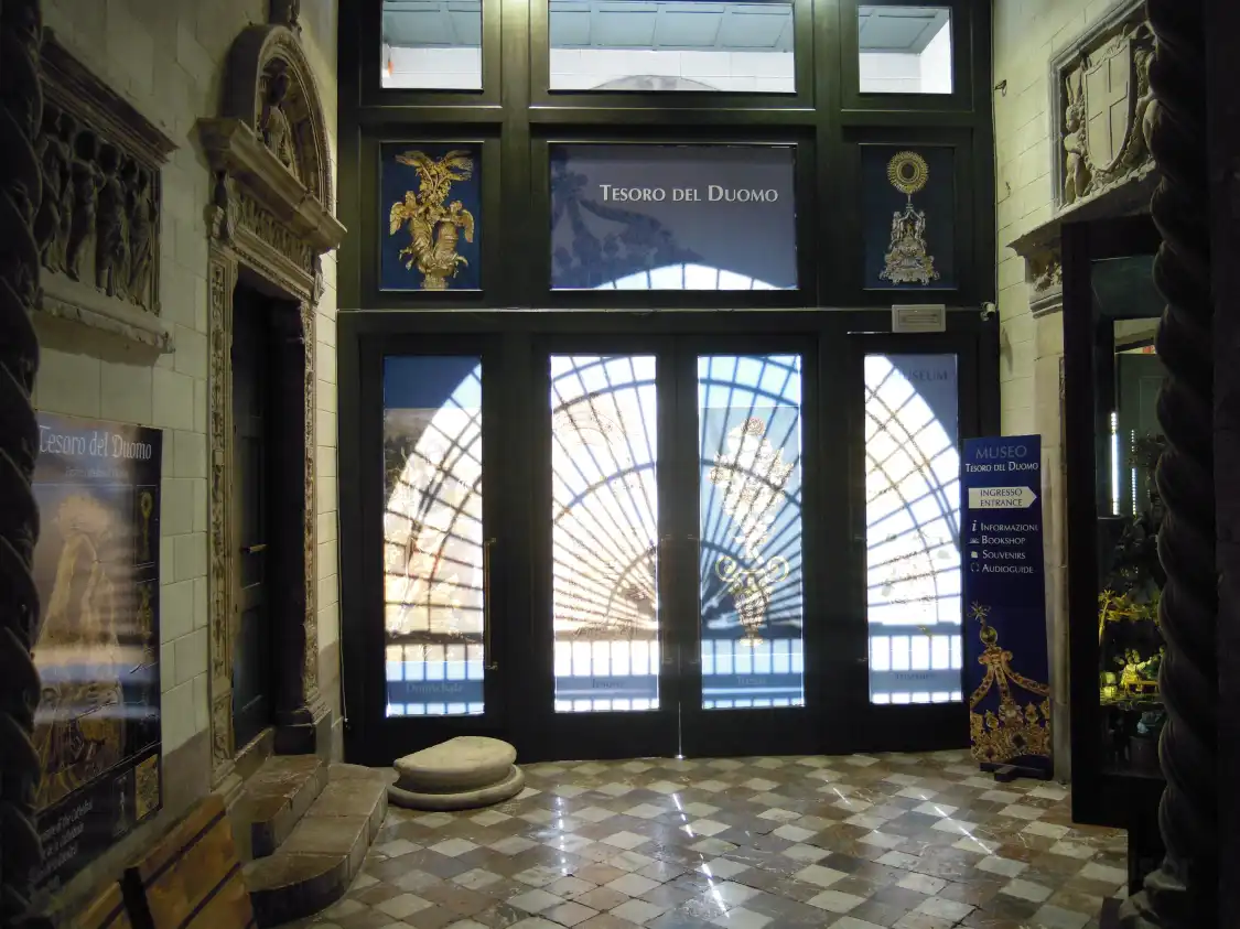 Hotel in zona Museo Tesoro del Duomo
