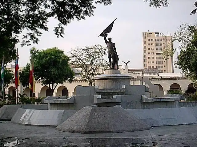 Hotels near Plaza Girardot de Maracay