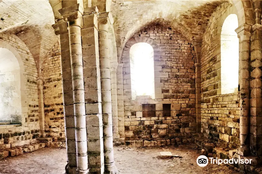 Abbaye Notre Dame de Nanteuil