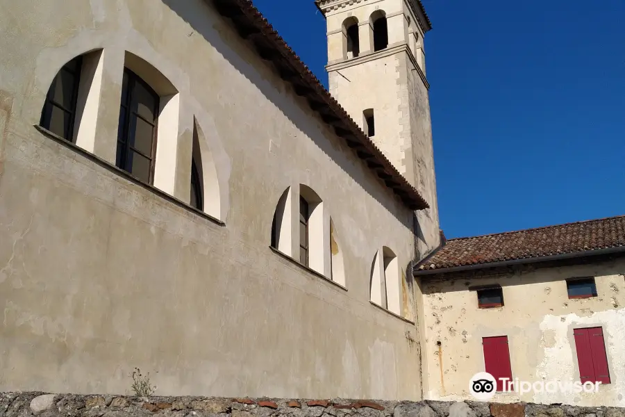 Chiesa del Carmine ed Annesso Ex Convento dei Carmelitani