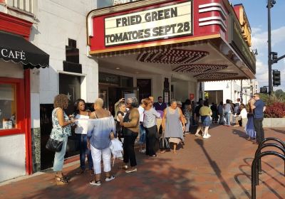 Earl Smith Strand Theatre