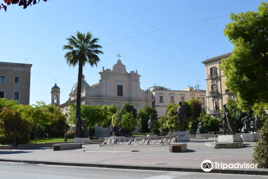 Piazza Umberto Giordano