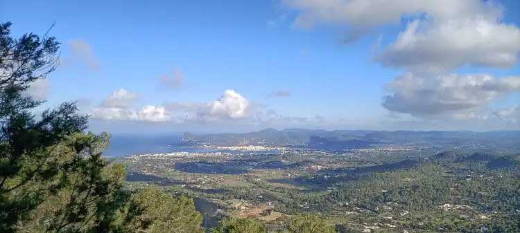 Hotels in Sant Jordi de ses Salines