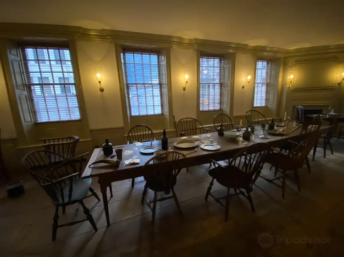 Fraunces Tavern Museum 주변 호텔