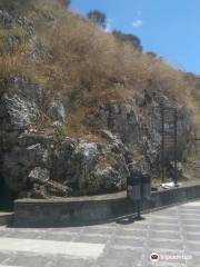 Grottes de Perama