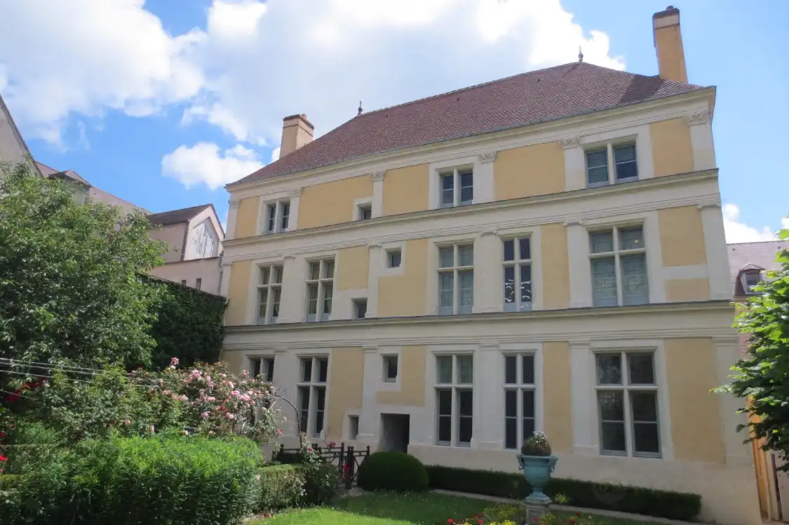 Hotels in der Nähe von Jean de La Fontaine Museum