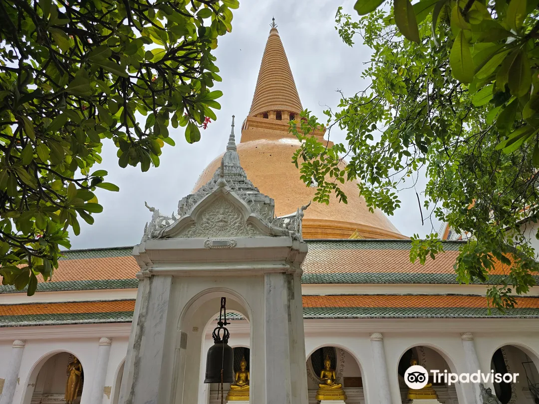 2_Phra Pathom Chedi