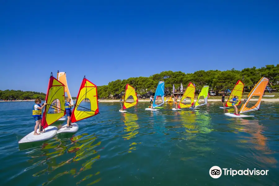 Windsurfing Centar Pomer