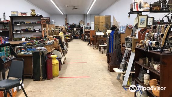 Wrights Barn & Flea Market