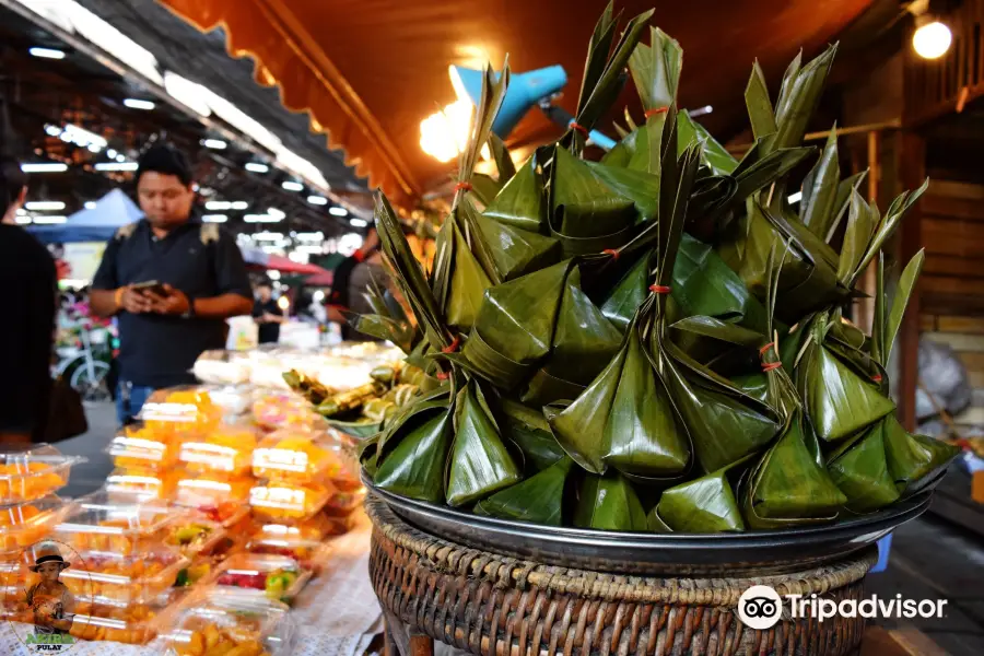 Kwan-Riam Floating Market