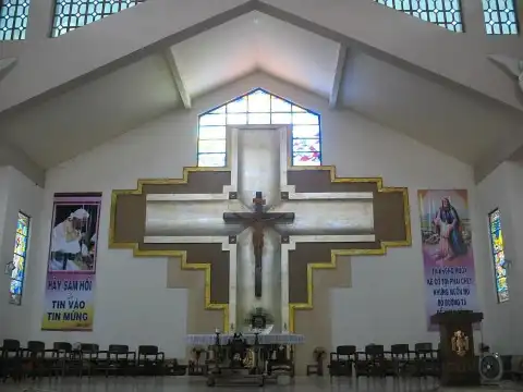 Các khách sạn gần Giáo xứ Đa Minh - Ba Chuông