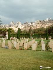 Khayat Beach War Cemetery