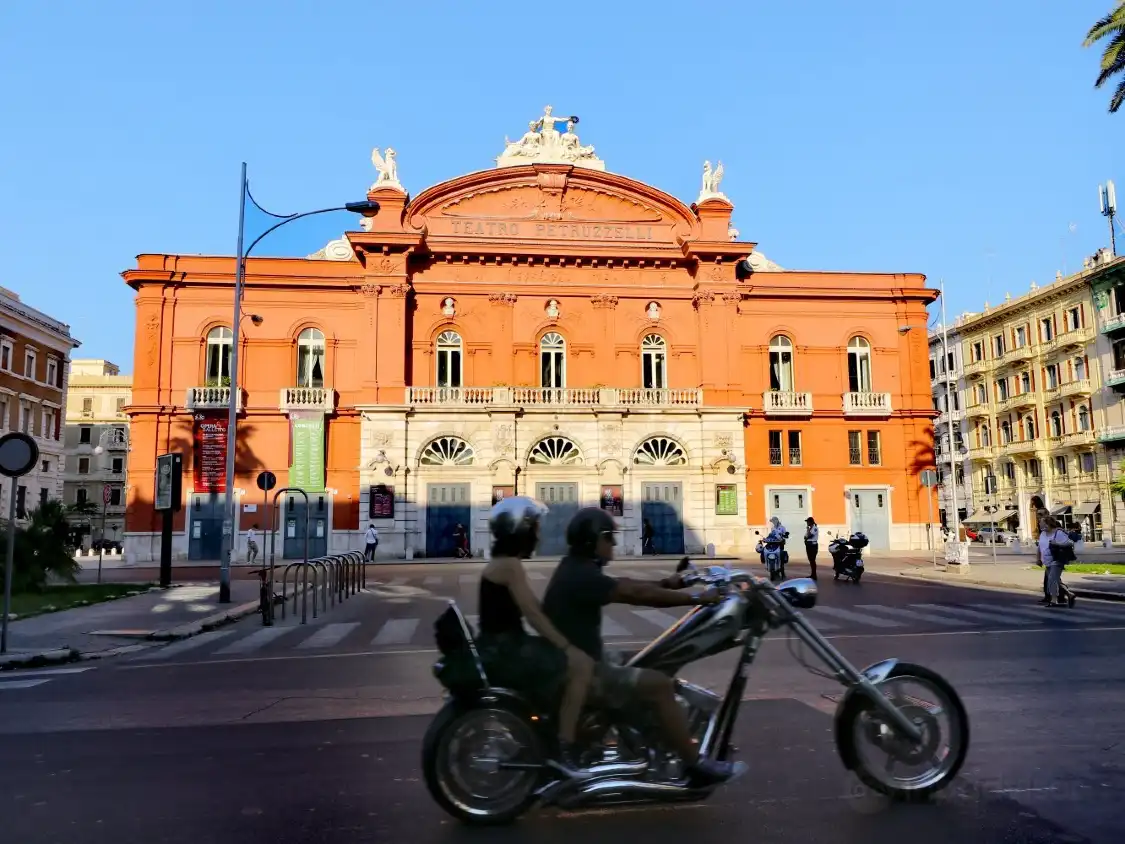Hotels near Teatro Petruzzelli