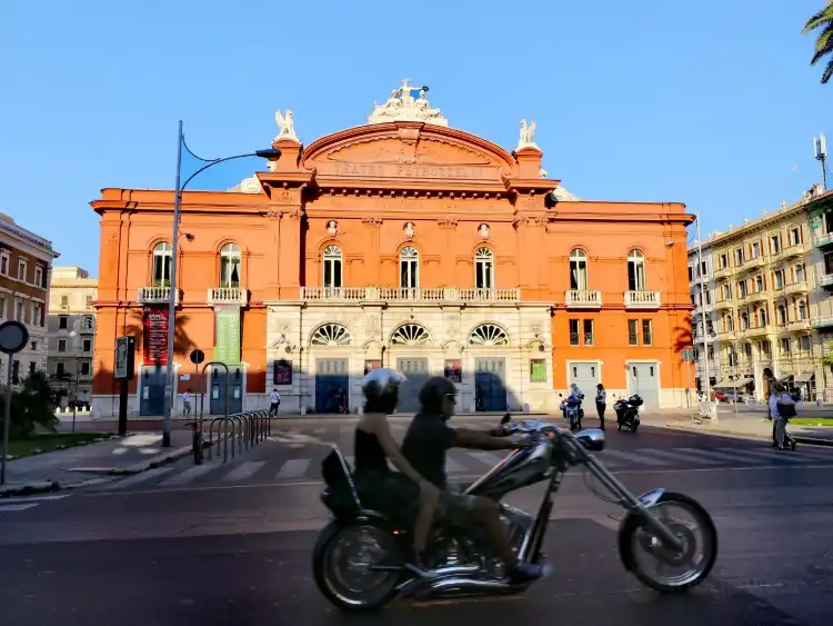 Hotels near Teatro Petruzzelli