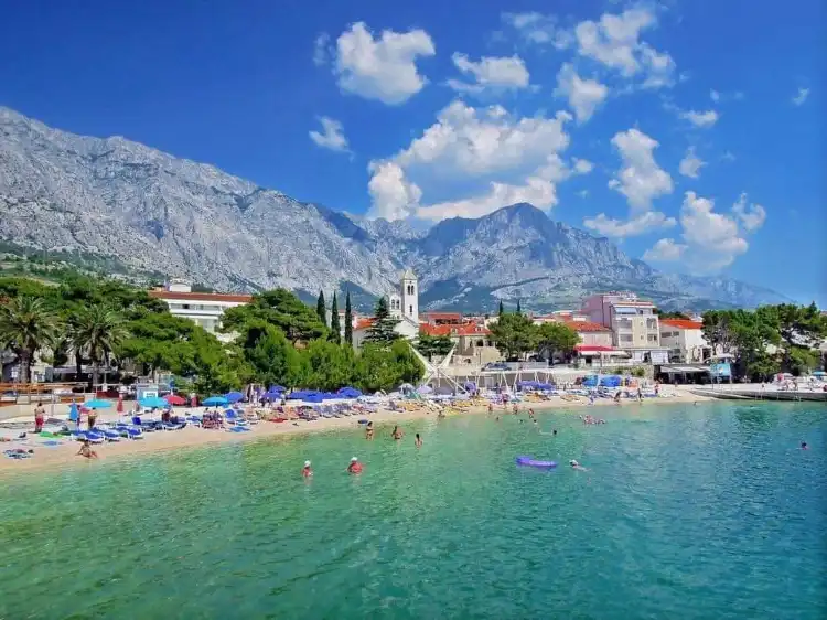 Hotels in Promajna