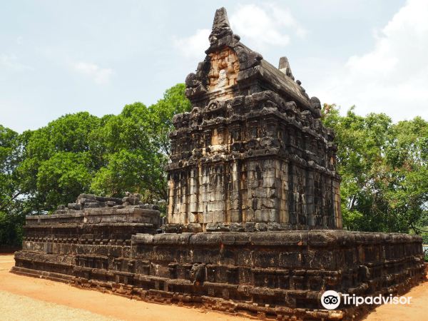 Nalanda Gedige (Central point of Sri Lanka)