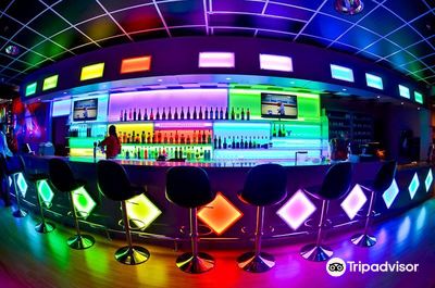 Bowling - Lucky Strike G Bay -Resto- Bar - Lounge - Billard