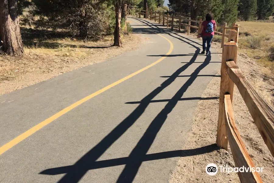 Alpine Pedal Path