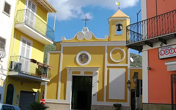 Hotel in zona Confraternita Ss. Annunziata