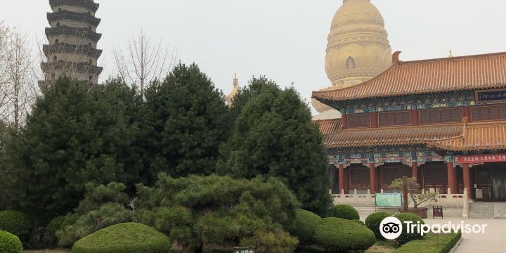 Taizi Lingzong Tower