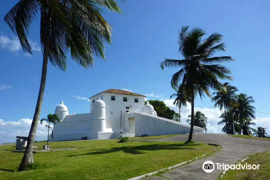 Monte Serrat (Sao Felipe) fort