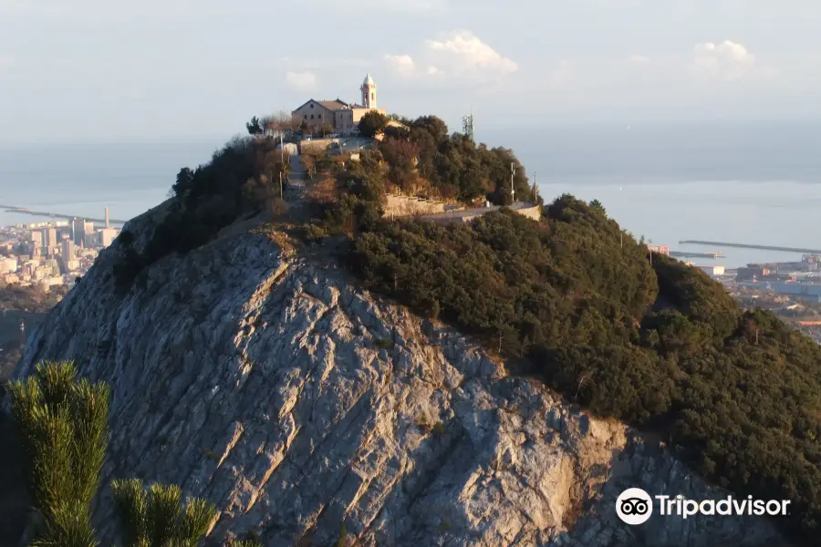 Santuario Nostra Signora del Gazzo