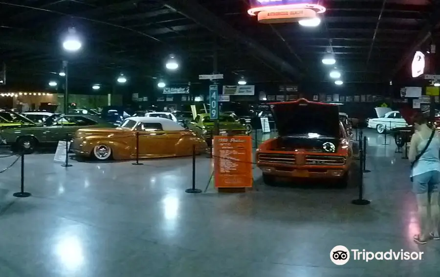 Floyd Garrett's Muscle Car Museum