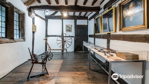 Hall i' th' Wood Museum